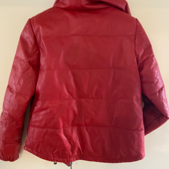 Red leather jacket - Picture 3 of 3